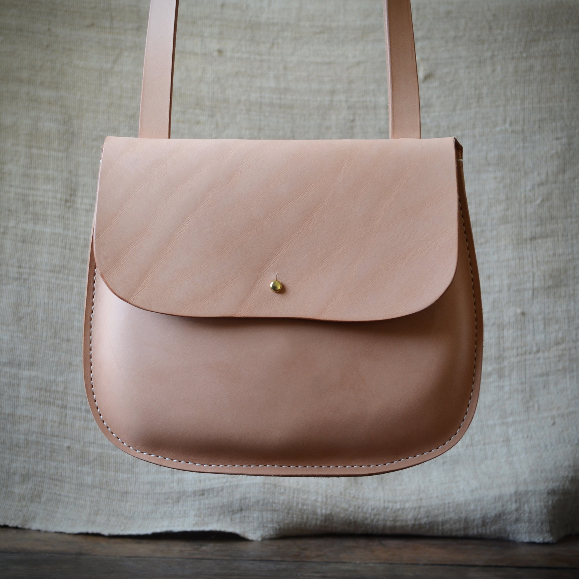 Leather tan crossbody online bag